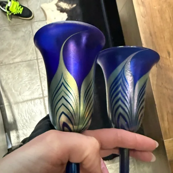 Vintage Artisan Blown Carnival Glass Champagne Flutes - Picture 13 of 16